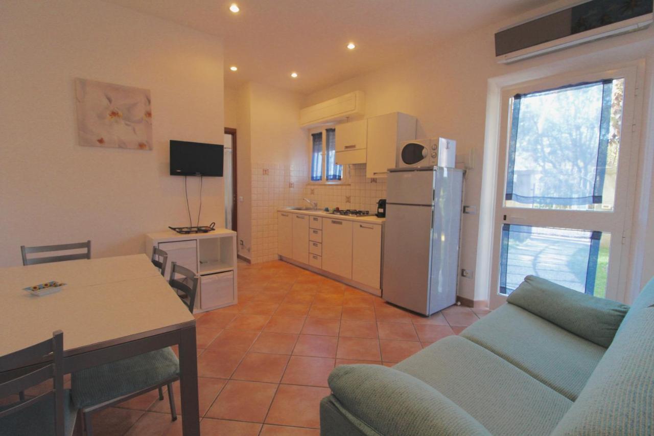 La Rosa Dei Venti Apartment Сан Винченцо Екстериор снимка
